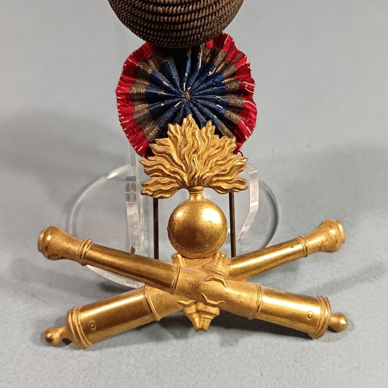ATTRIBUT OU INSIGNE ET POMPON DE KEPI D'OFFICIERS ET ADJUDANTS MODELE 1886 OFFICIER D'ARTILLERIE