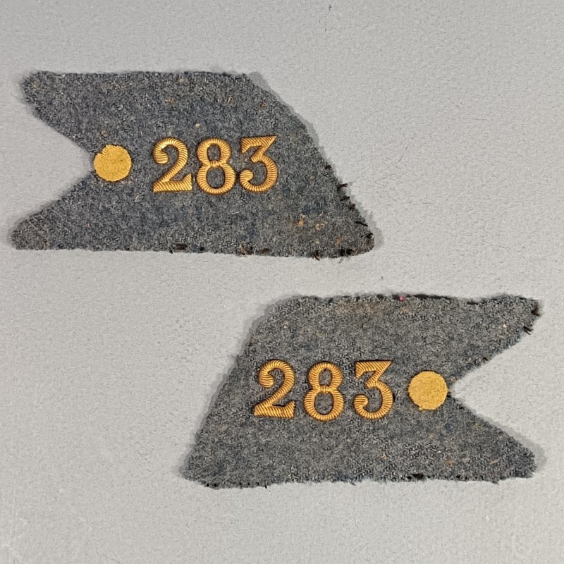 PAIRE DE PATTES DE COL DU 283 ème REGIMENT D'INFANTERIE RESERVE DU 83 ème RI VERDUN LA MARNE GUERRE 19141918