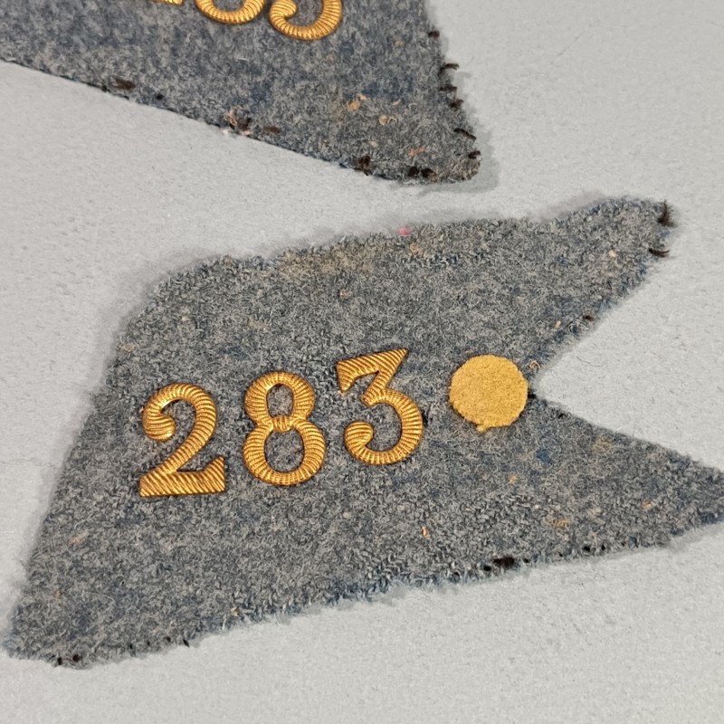 PAIRE DE PATTES DE COL DU 283 ème REGIMENT D'INFANTERIE RESERVE DU 83 ème RI VERDUN LA MARNE GUERRE 19141918