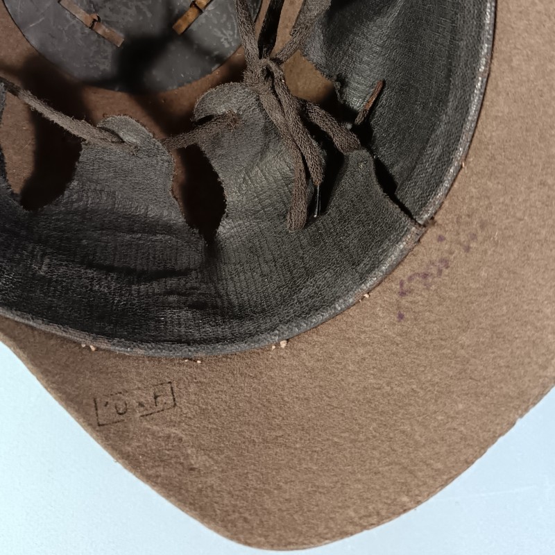 CASQUE A POINTE PRUSSIEN MODELE EN FEUTRE GRIS VERT MODELE  ERSATZ 1914-1915 SIMPLIFIE
