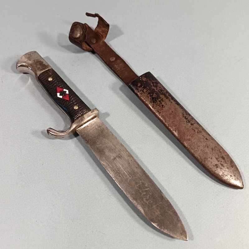 COUTEAU POIGNARD HJ HITLERJUGEND FAHRTENMESSER FABRICATION SECONDE GUERRE SOLINGEN ROBERT HERDER ET DEVISE BLUT UND EHRE !