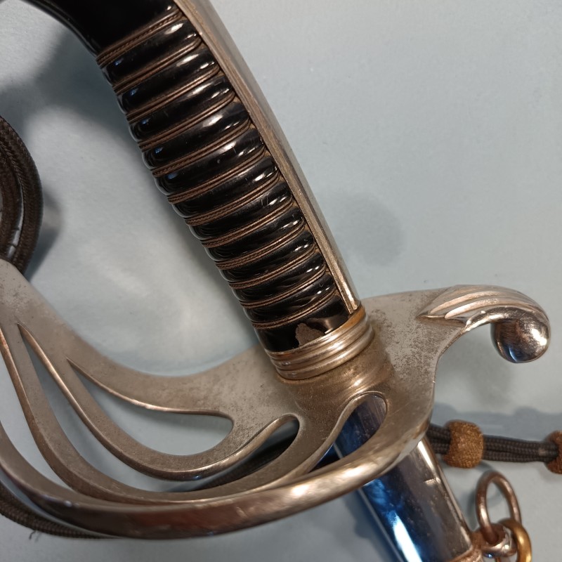 SABRE MODELE 1882 POUR OFFICIERS D'INFANTERIE MANUFACTURE NATIONALE D'ARMES DE CHATELLERAULT OCTOBRE 1922