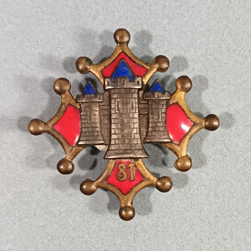INSIGNE MILITAIRE DU 81 ème RIA REGIMENT D'INFANTERIE ALPINE FABRICATION DRAGO PARIS NICE 1940