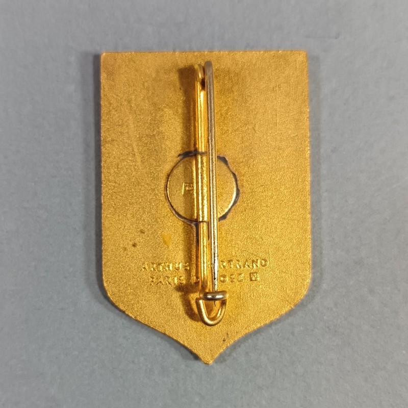INSIGNE MILITAIRE DU 39 ème RI REGIMENT D'INFANTERIE FABRICATION ARTHUS BERTRAND PARIS DEPOSE 1940