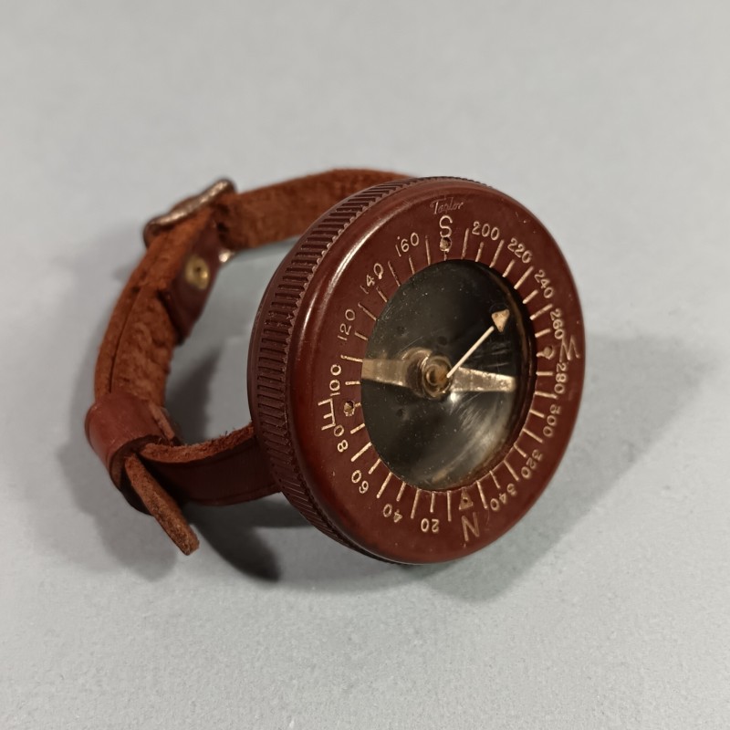 BOUSSOLE US DE POIGNE MODELE EN PLASTIQUE AVEC AIGUILLE PHOSPHORESCENTE POUR PARACHUTISTE MARQUAGE FABRICANT TAYLOR