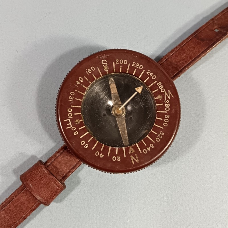 BOUSSOLE US DE POIGNE MODELE EN PLASTIQUE AVEC AIGUILLE PHOSPHORESCENTE POUR PARACHUTISTE MARQUAGE FABRICANT TAYLOR