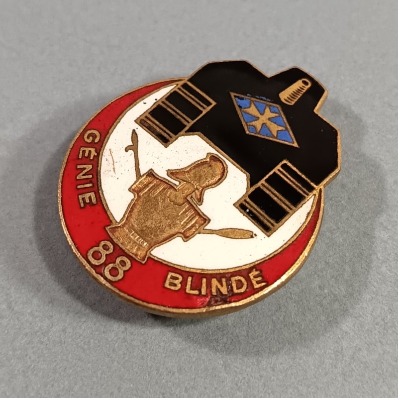 INSIGNE MILITAIRE 88 ème BG BATAILLON DU GENIE BLINDE FABRICATION DRAGO PARIS DEPOSE 1940