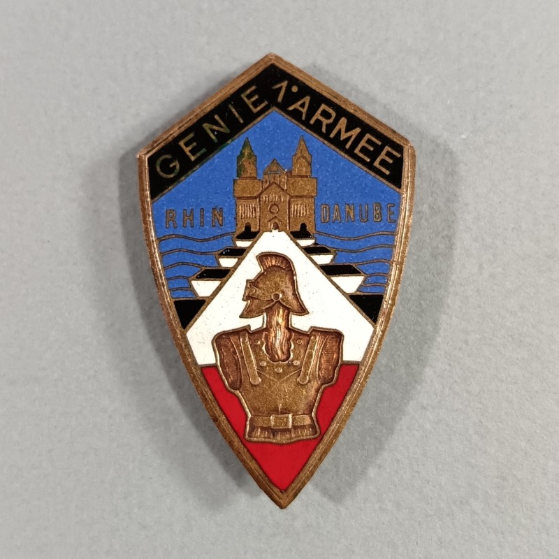 INSIGNE MILITAIRE 1 ère ARMEE GENIE ARMEE DE LIBERATION FABRICATION A. CHOBILLON PARIS 1944-1945