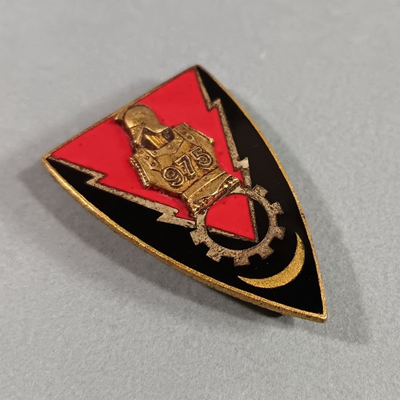 INSIGNE MILITAIRE 975 ème COMPAGNIE ELECTRO MECANICIENS DU GENIE FABRICATION DRAGO PARIS G.1694