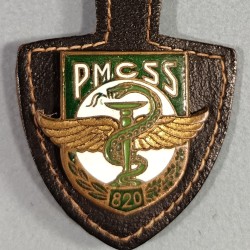 INSIGNE MILITAIRE 820 ème PMCSS PHARMACIE MAGASIN CENTRAL DU SERVICE DE SANTEE FABRICATION DRAGO PARIS NICE RUE OLIVIER METRA