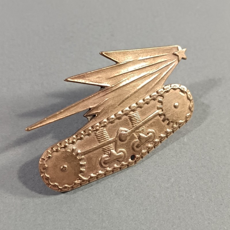 INSIGNE MILITAIRE BREVET MODELE 1935 DES TROUPES MOTORISEES OU BLINDEES CONDUCTEUR DE CHAR DE COMBAT 1939 1940 BCC