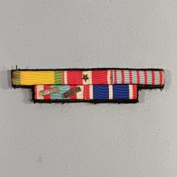 BARRETTE DE RAPPEL D'UN PLACARD DE 5 MEDAILLES D'UN ANCIEN SOUS-OFFICIER DE LA GUERRE D'ALGERIE ANNEES 1950-1960