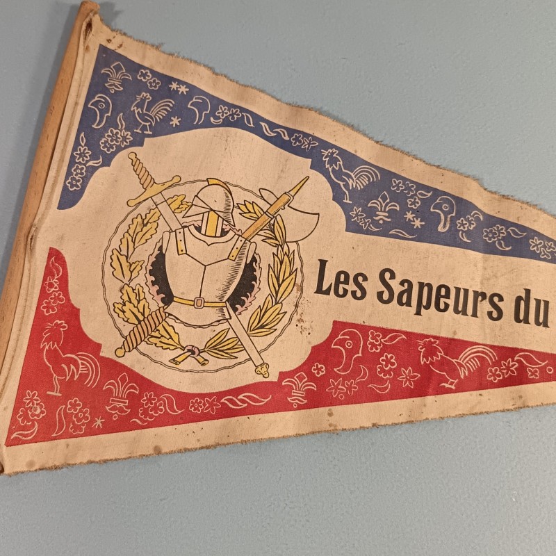 PETIT FANION IMPRIME DES SAPEURS DU GENIE ANNEES 1940 - 1950