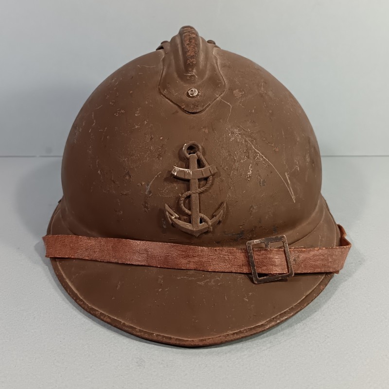CASQUE ADRIAN MODELE 1915 INFANTERIE COLONIAL COMPLET GUERRE 1939 - 1940 COULEUR KAKI AVEC ANCRE DE CASQUE TROPICAL