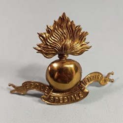 INSIGNE DE SHAKO DE L'ECOLE MILITAIRE DE ST CYR ESM ECOLE SPECIALE MILITAIRE
