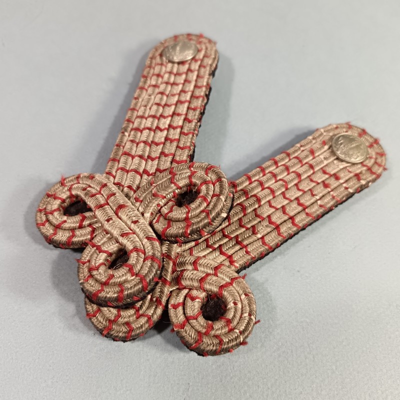 EPAULETTE TREFLES POUR UNIFORME ET DOLMAN DES DOUANES ET GENDARMERIE BOUTONS DES DOUANES