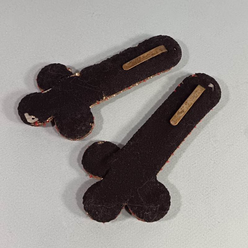 EPAULETTE TREFLES POUR UNIFORME ET DOLMAN DES DOUANES ET GENDARMERIE BOUTONS DES DOUANES