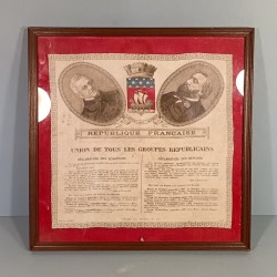 CADRE AVEC UN MOUCHOIR SOUVENIR DES ELECTIONS DE 1877 UNIONS DE TOUS LES GROUPES REPUBLICAINS (GAUCHE A L'EPOQUE)
