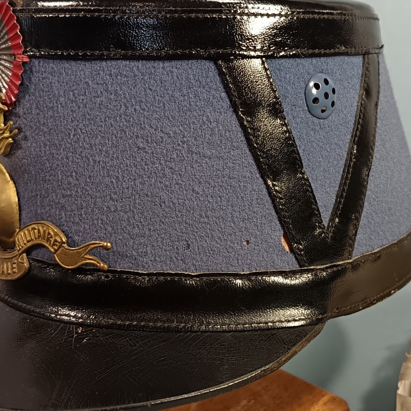 SHAKO DE L'ECOLE MILITAIRE DE ST CYR ESM ECOLE SPECIALE MILITAIRE FABRICATION DES ANNEES 1950-1960 TAILLE 57-58