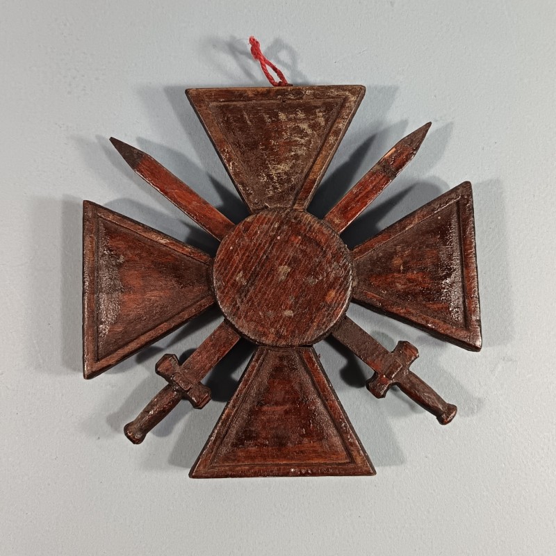 CROIX DE GUERRE EN BOIS ARTISANAT DE TRANCHEE SOUVENIR DE LA GRANDE GUERRE 1914 1918