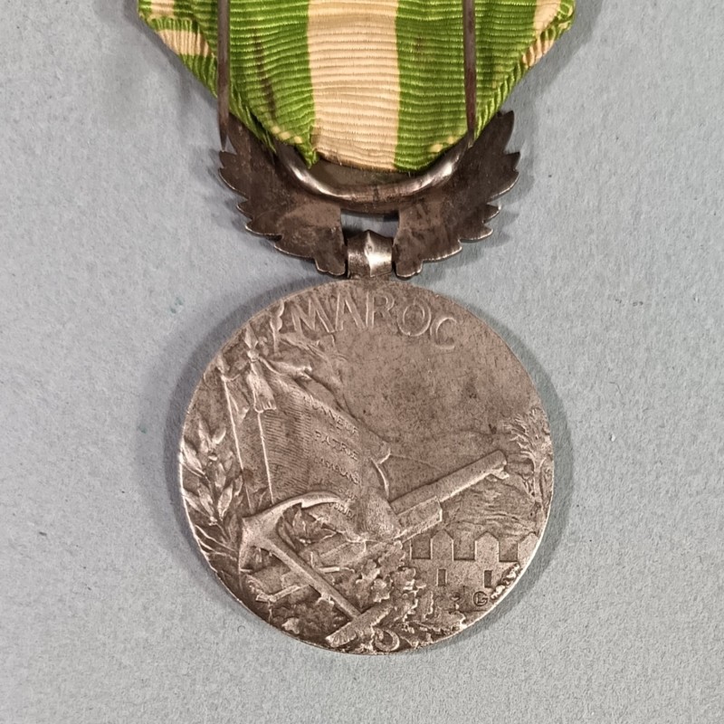 FRANCE MEDAILLE EN ARGENT DES OPERATIONS DE PACIFICATION AU MAROC 1907 ET 1912 GUERRE DU RIF AVEC BARRETTE MAROC