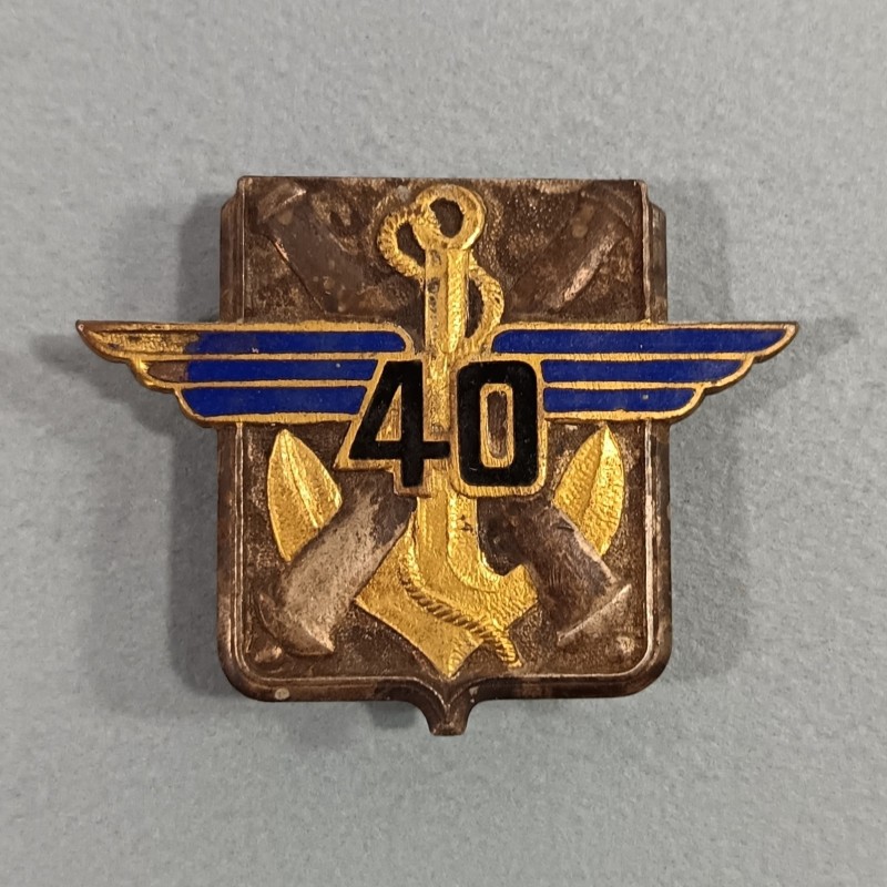 INSIGNE MILITAIRE 40 ème GROUPE AUTONOME COLONIALE DES FTA FORCES ANTIAERIENNES FABRICATION 1944-45 DRAGO PARIS RUE BERANGER