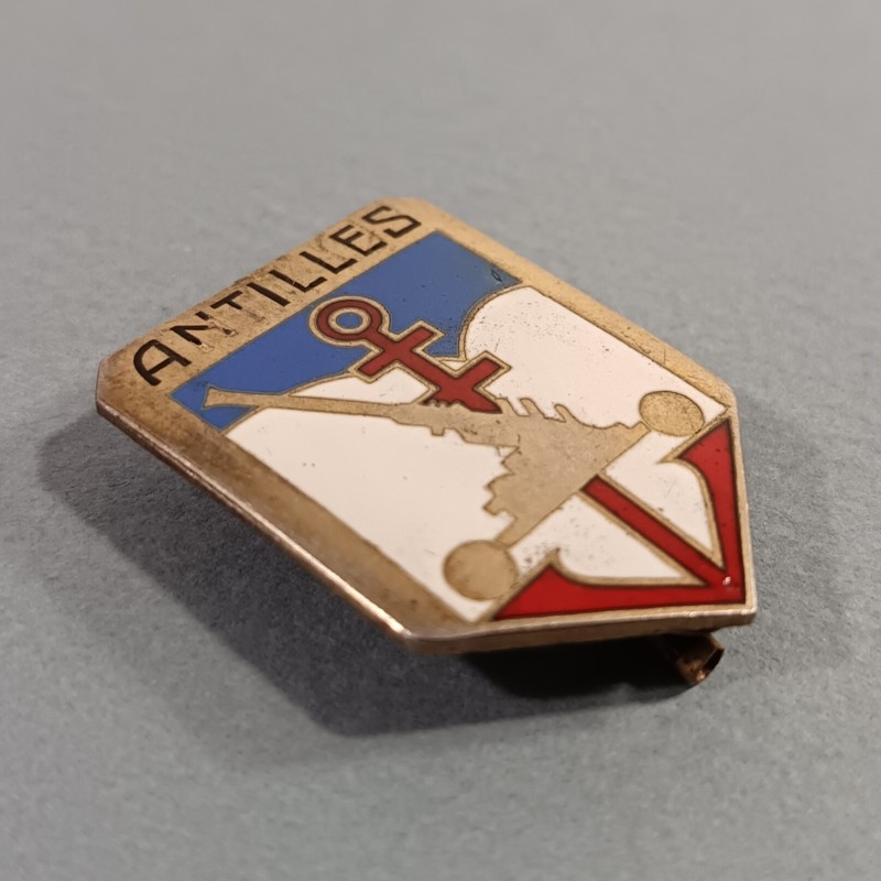 INSIGNE MILITAIRE 21 ème GROUPE ANTILLES DE DCA 1 ère DFL FRANCE LIBRE FABRICATION 1943-44 LE CAIRE