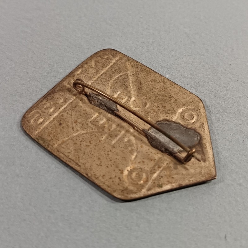 INSIGNE MILITAIRE 21 ème GROUPE ANTILLES DE DCA 1 ère DFL FRANCE LIBRE FABRICATION LOCALE PEINTE ITALIE 1944-45