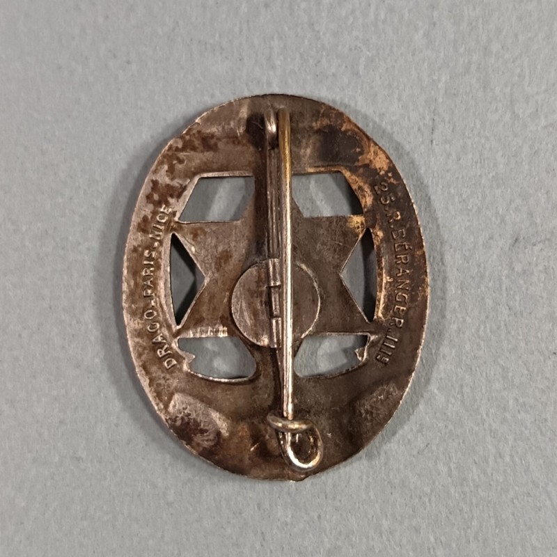 INSIGNE MILITAIRE RICM REGIMENT D'INFANTERIE COLONIAL DU MAROC FABRICATION 1944-45 DRAGO PARIS RUE BERANGER