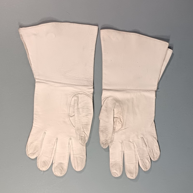 PAIRE DE GANTS CRISPIN EN CUIR BLANC CAVALERIE LEGION ETRANGERE GARDE REPUBLICAINE SAPEURS POMPIERS TAILLE 9