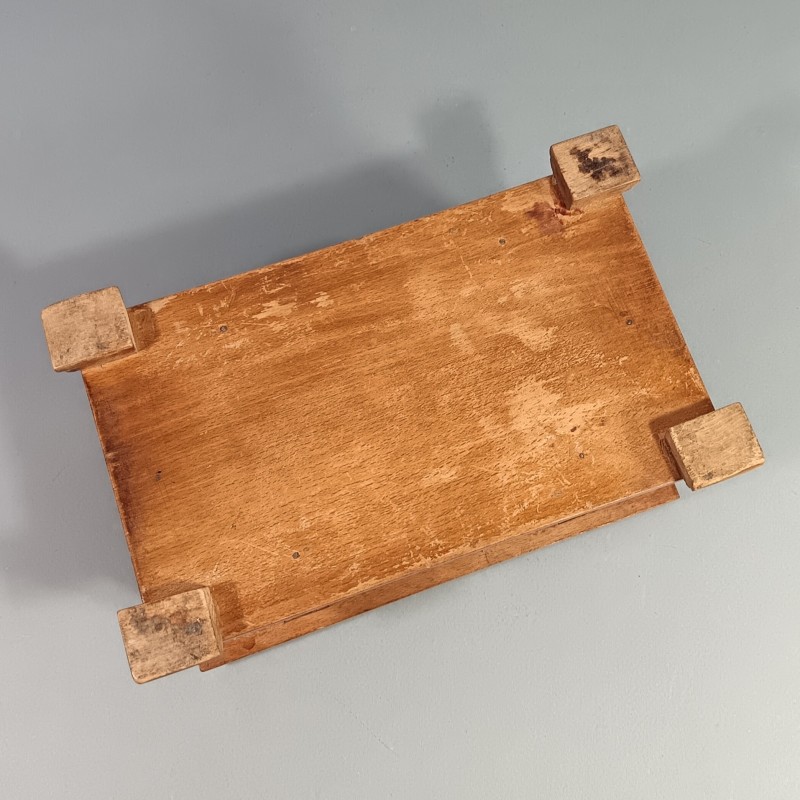 BOITE EN BOIS GRAVEE SOUVENIR MILITAIRE DU 351 ème GROUPE DE TRANSPORT DATEE DE 1947 DIMENSIONS 25 X 14 X 12 cm