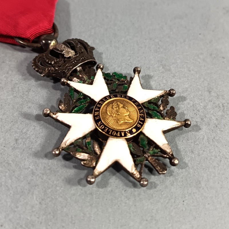 FRANCE MEDAILLE DE CHEVALIER DE L'ORDRE DE LA LEGION D'HONNEUR NAPOLEON III PRESIDENCE 1851 1852