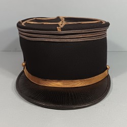 KEPI MODELE 1919 1931 DE CAPITAINE DE L'ARTILLERIE PAS DE CHIFFRE ANNEES 1940 TAILLE 58 UNIFORME CAMPAGNE 1939 1940, TENUE 1931