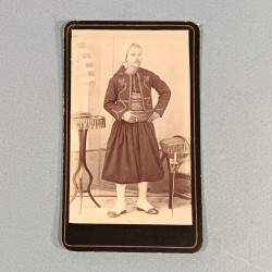 PHOTO CDV D'UN SOUS OFFICIER DES REGIMENTS DE TIRAILLEURS OU ZOUAVES VERS 1900 TROISIEME REPUBLIQUE ET GUERRE 1914 1918