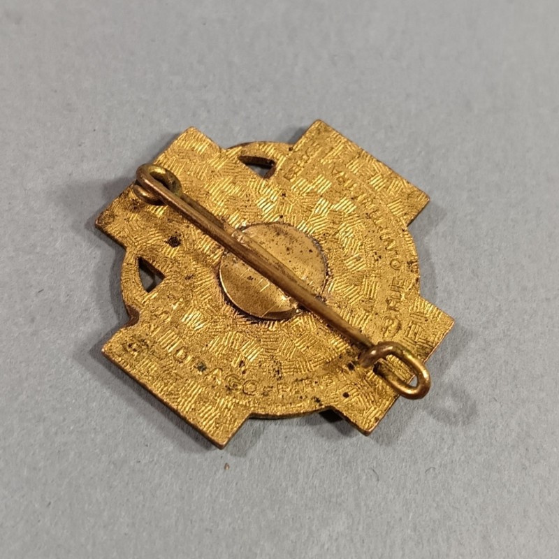 INSIGNE MILITAIRE SSMT SERVICE DE SANTE MILITAIRE DE TUNISIE FABRICATION DRAGO RUE OLIVIER METRA H254