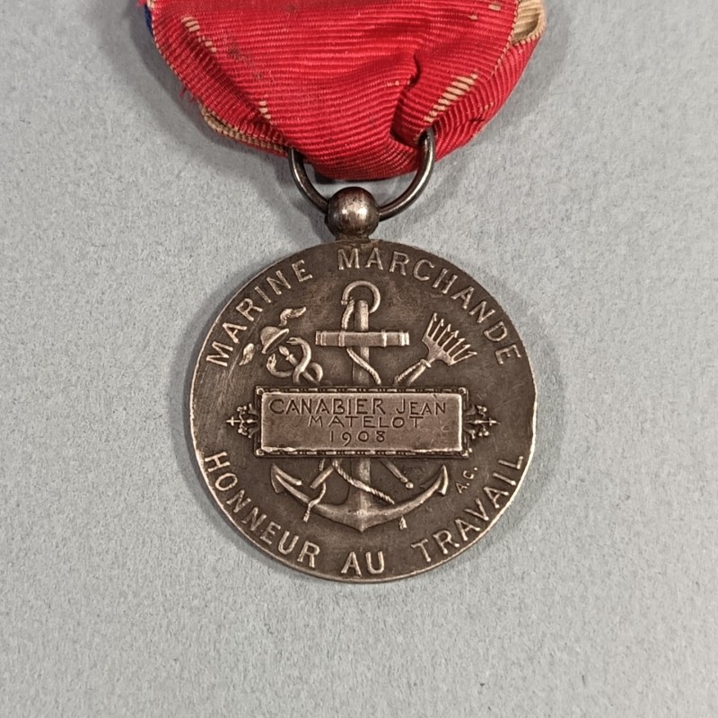 FRANCE MEDAILLE DE LA MARINE MARCHANDE EN ARGENT ATTRIBUEE A UN MATELOT EN 1908 HONNEUR ET TRAVAIL
