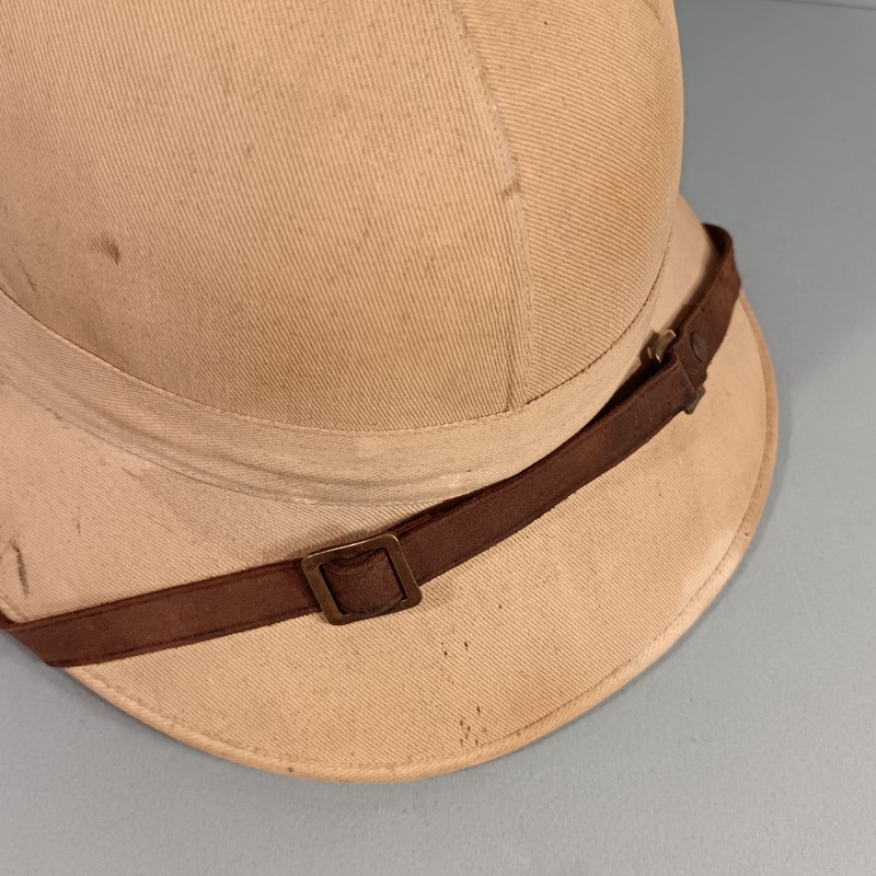 CASQUE COLONIAL EN TOILE BEIGE ET LIEGE DE TYPE ANGLAIS FABRICATION FRANCAISE MILITAIRE ARMEE DE LIBERATION FNFL 1943-1944