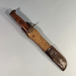 COUTEAU DE COMBAT 1944 INDOCHINE TRES BELLE REALISATION A PARTIR D'UNE BAIONNETTE US MODELE 1905 RECOUPEE LEGION ETRANGERE