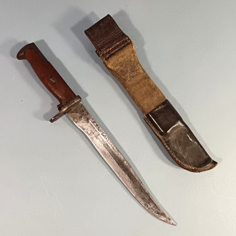 COUTEAU DE COMBAT 1944 INDOCHINE TRES BELLE REALISATION A PARTIR D'UNE BAIONNETTE US MODELE 1905 RECOUPEE LEGION ETRANGERE