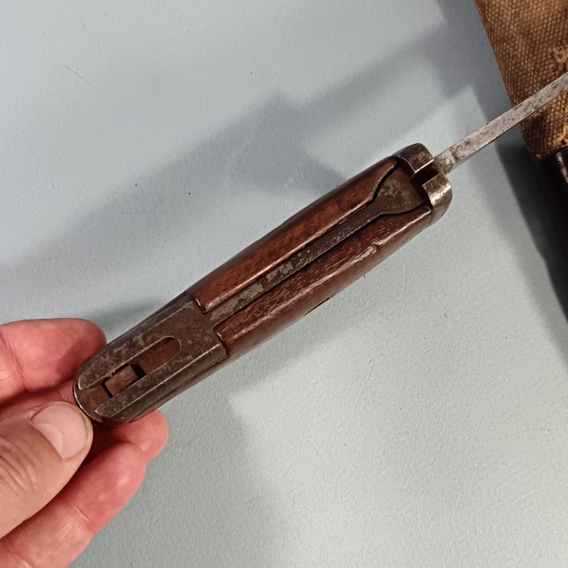COUTEAU DE COMBAT 1944 INDOCHINE TRES BELLE REALISATION A PARTIR D'UNE BAIONNETTE US MODELE 1905 RECOUPEE LEGION ETRANGERE