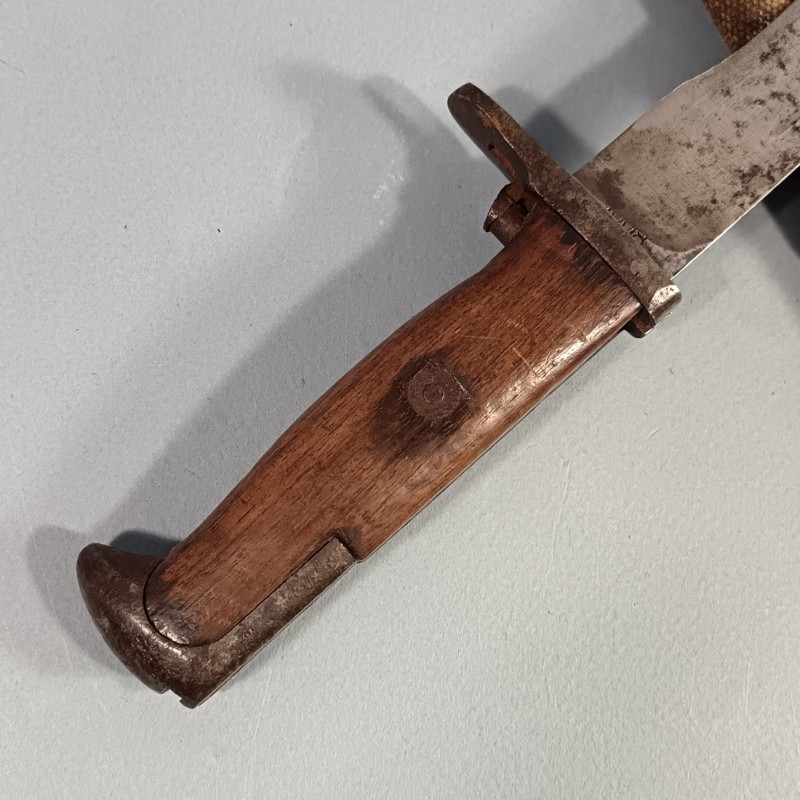 COUTEAU DE COMBAT 1944 INDOCHINE TRES BELLE REALISATION A PARTIR D'UNE BAIONNETTE US MODELE 1905 RECOUPEE LEGION ETRANGERE
