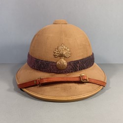 CASQUE COLONIAL GENDARMERIE MODELE 1931 FABRICATION ANNEES 1950 GRENADE DOREE GENDARMERIE COLONIALE