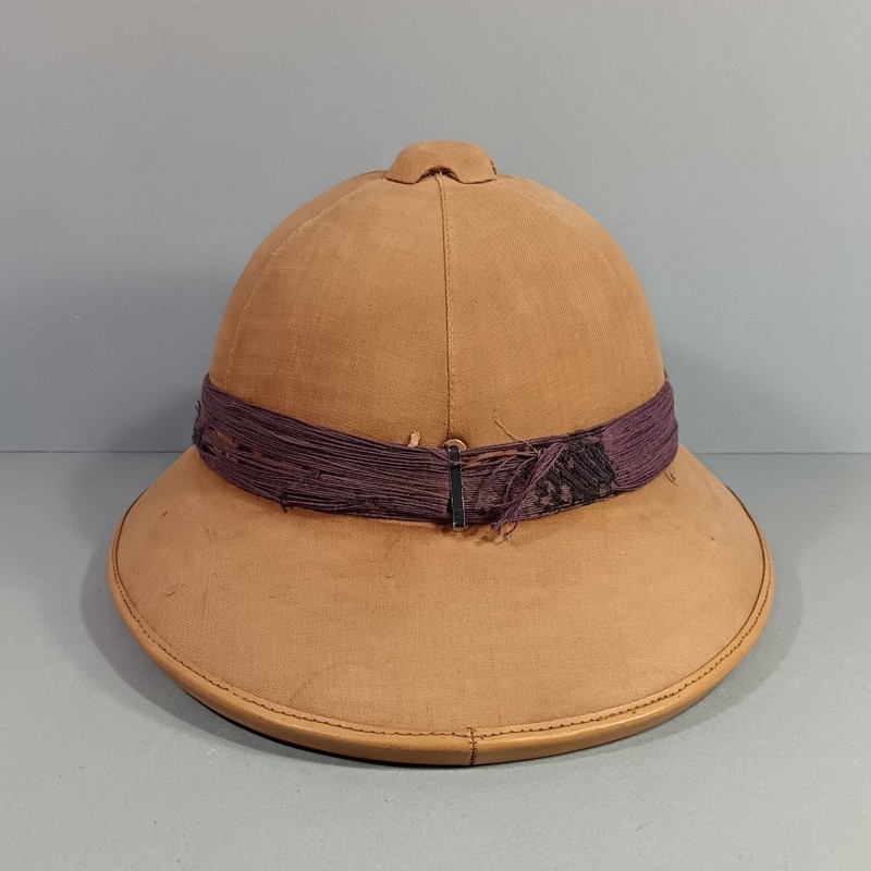 CASQUE COLONIAL GENDARMERIE MODELE 1931 FABRICATION ANNEES 1950 GRENADE DOREE GENDARMERIE COLONIALE