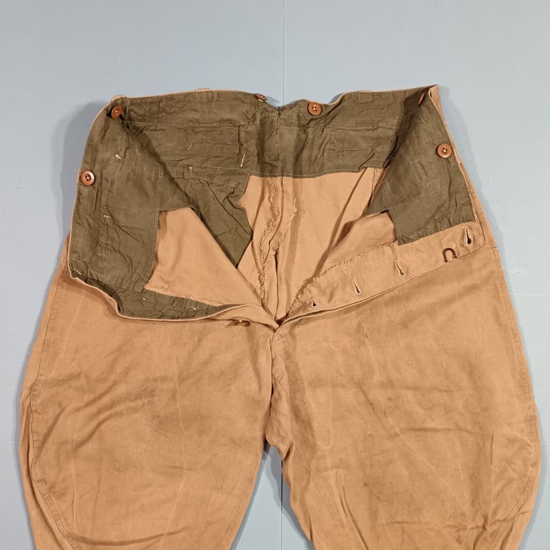 PANTALON CULOTTE SOUS OFFICIERS OU OFFICIER MODELE 1929 EN DRAP TOILE BEIGE OU SABLE PERIODE 1939 1945 TIRAILLEURS LEGION