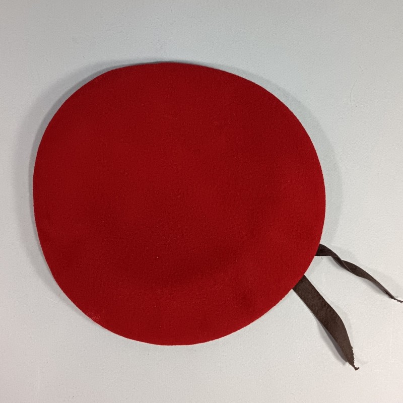 BERET ROUGE AMARANTE PARACHUTISTES COLONIAUX GUERRE D'ALGERIE FABRICATION ANNEES 1950 INSIGNE DRAGO PARIS 1958