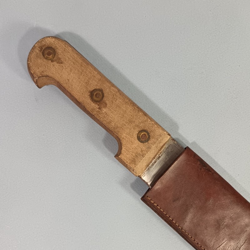 MACHETTE OU COUPE COUPE DE TIRAILLEURS SENEGALAIS AVEC SON ETUI SIMPLIFIER SECONDE GUERRE
