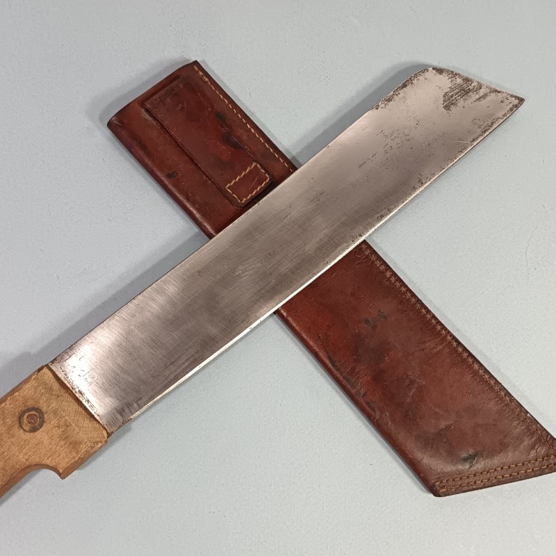 MACHETTE OU COUPE COUPE DE TIRAILLEURS SENEGALAIS AVEC SON ETUI SIMPLIFIER SECONDE GUERRE