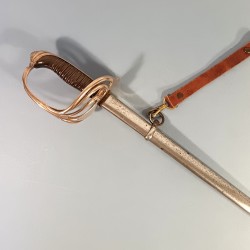 SABRE MODELE 1882 FANTAISIE POUR OFFICIERS D'INFANTERIE OU CAVALERIE AVEC BLASON D'UN COMTE DE FRANCE FABRICATION BALP