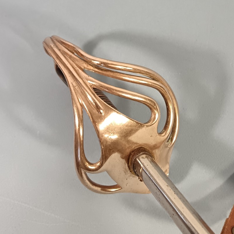 SABRE MODELE 1882 FANTAISIE POUR OFFICIERS D'INFANTERIE OU CAVALERIE AVEC BLASON D'UN COMTE DE FRANCE FABRICATION BALP