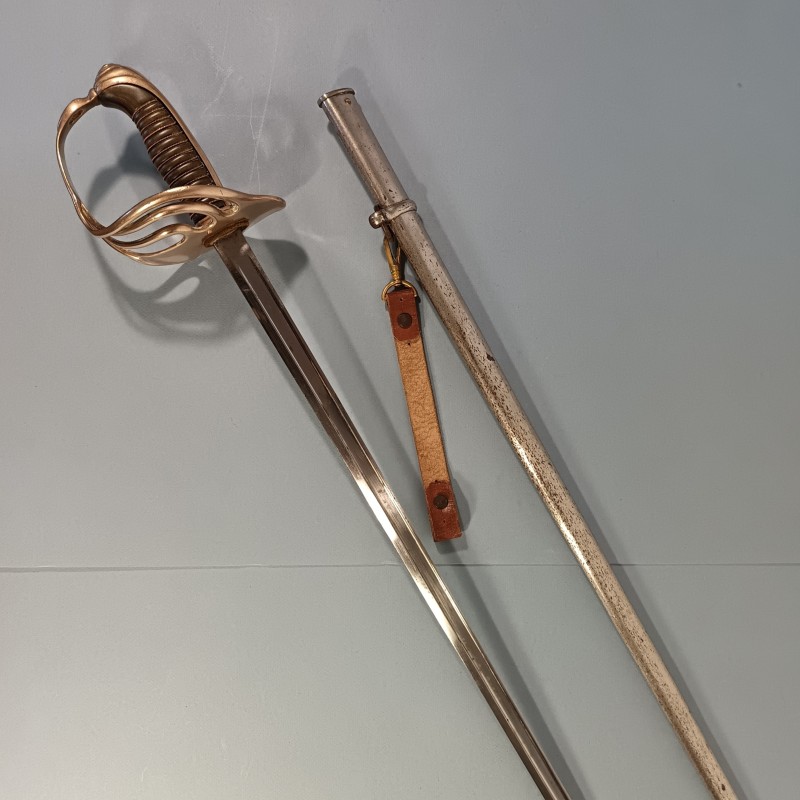 SABRE MODELE 1882 FANTAISIE POUR OFFICIERS D'INFANTERIE OU CAVALERIE AVEC BLASON D'UN COMTE DE FRANCE FABRICATION BALP